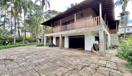 Casa à venda e para locação no MIOLO DA GRANJA | Batelli Imóveis