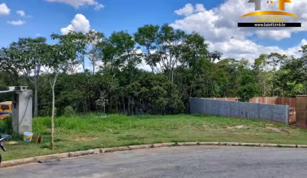 Terreno à venda no condomínio Vintage Munk na Granja Viana em Cotia - SP | Batelli Imóveis