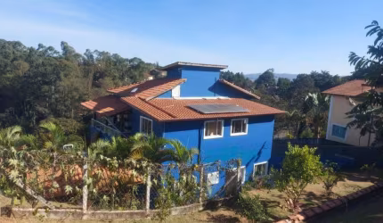 Casa à venda no condomínio Granja Caiapiá | Batelli Imóveis
