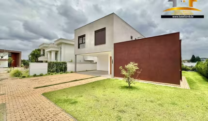 Casa à venda no condomínio Alphaville Granja Vianna em Carapicuíba - SP | Batelli Imóveis