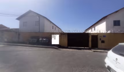 LINDA CASA GEMINADA EM CONDOMINIO NO BAIRRO FONTE GRANDE