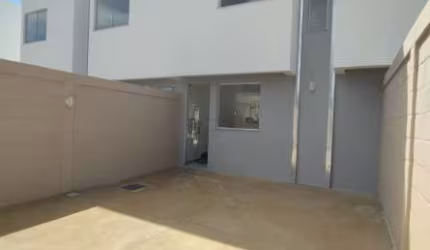 OPORTUNIDADE! LINDA CASA DUPLEX, 2 QUARTOS, 02 BANHEIROS, QUINTAL, 2 VAGAS, SERRA DOURADA VESPASIANO