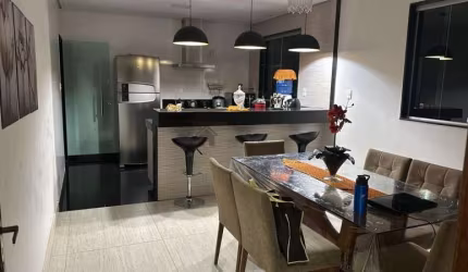 LINDA CAS CASA EM MEIO LOTE NO CHACARAS CONTAGEM