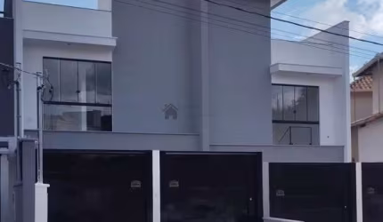 LINDA CASA GEMINADA NA MELHOR LOCALIZAA‡AƒO DO BAIRRO GUARUJA MANSA•ES EM BETIM.