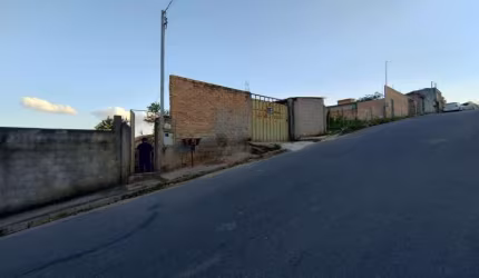 EXCELENTE CASA EM LOTE 360 METROS NO MONTE SINAI EM ESMERALDAS
