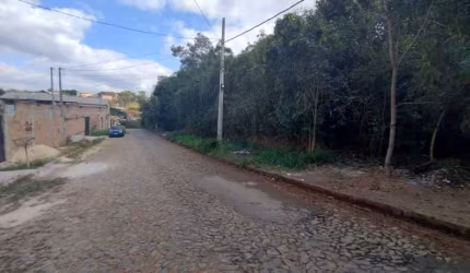 EXCELENTE LOTE DE 360 METROS NO BUGANVILLE EM CONTAGEM