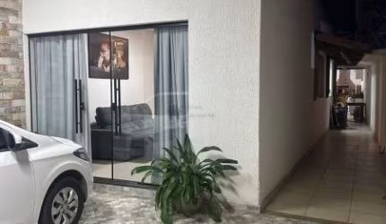 EXCELENTE CASA EM LOTE DE 360 METROS NA MELHOR LOCALIZAA‡AƒO DO BAIRRO VILA DAS FLORES EM BETIM