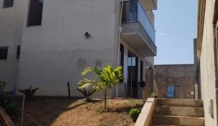 A“TIMA CASA  COM QUATRO QUARTOS NA MELHOR LOCALIZAA‡AƒO DO BAIRRO JARDIM DAS OLIVEIRAS EM SARZEDO