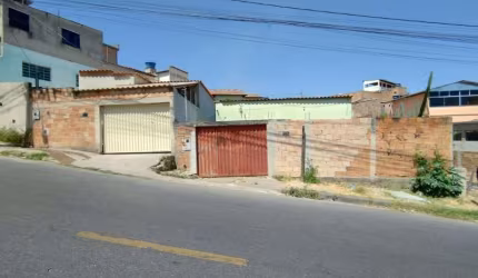 A“TIMA CASA EM A“TIMA LOCALIZAA‡AƒODO BAIRRO JARDIM ALTEROSA EM BETIM