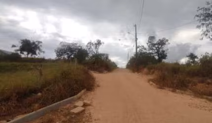 LINDA CHACARA DE MIL METROS EM A“TIMA LOCALIZAA‡AƒO DO BAIRRO CAPIM RASTEIRO EM CONTAGEM