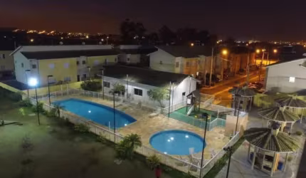 Casa a venda com 2 dormitórios em Suzano-SP