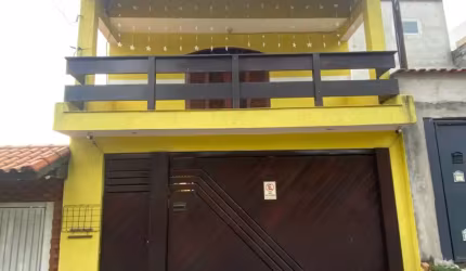 Sobrado a venda em ferraz