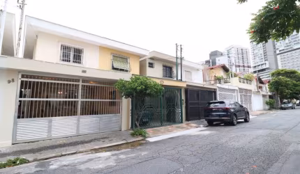 Agradável sobrado para venda com 5 quartos, 200m²
