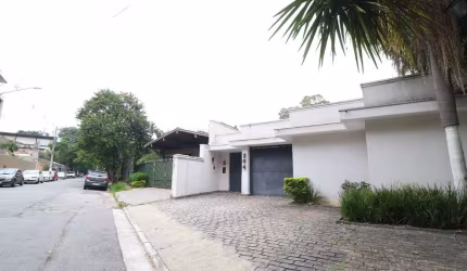 Espetacular casa tipo para venda com 4 quartos, sendo 3 suítes, 350m²