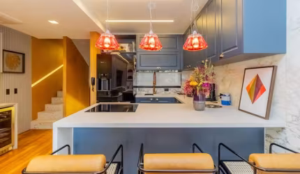 Elegante casa em condomínio para venda com 1 quarto, sendo 1 suíte, 138m²