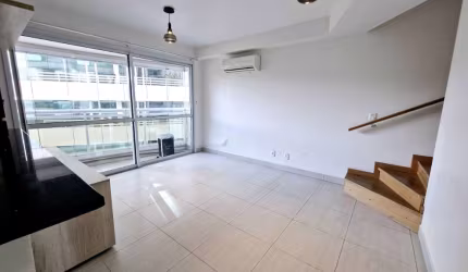 Imperdível duplex para venda com 2 quartos, sendo 2 suítes, 67m²