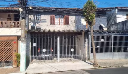 VENDO LINDO SOBRADO NO RESIDENCIAL INGAÍ COM 03 DORMITÓRIOS!