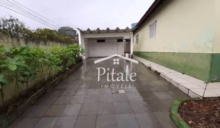 Casa à venda, com 6 unidades no terreno, em um espaço de 700 m², com um valor de R$ 901.000, localizada na Granja Viana, Cotia/SP.