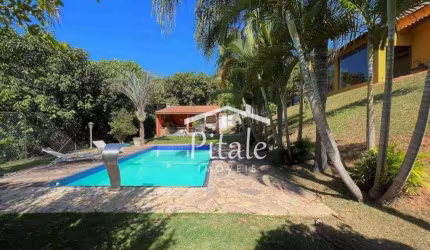 Casa com 4 dormitórios à venda, 350 m² por R$ 3.100.000,00 - Chácara Santa Lúcia - Carapicuíba/SP