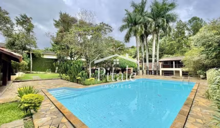 Casa com 4 dormitórios à venda, 428 m² por R$ 2.300.000,00 - Chácara de La Rocca - Carapicuíba/SP
