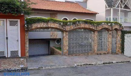 Casa com 3 dormitórios à venda, 398 m² por R$ 1.370.000,00 - Vila Galvão - Guarulhos/SP