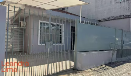 Casa com 3 dormitórios à venda, 160 m² por R$ 850.000,00 - Vila Augusta - Guarulhos/SP