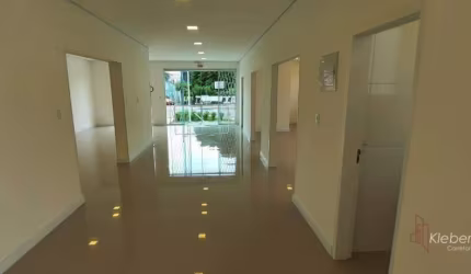 Sala à venda, 400 m² por R$ 2.500.000 - Centro - Balneário Piçarras/SC