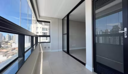 Apartamento com 2 dormitórios à venda, 72 m² por R$ 720.000,00 - São João - Itajaí/SC