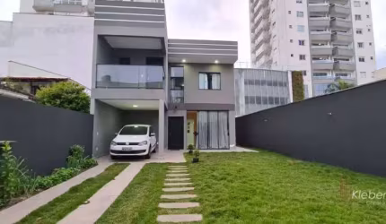 Sobrado com 3 dormitórios à venda, 195 m² por R$ 1.499.000,00 - Centro - Itajaí/SC