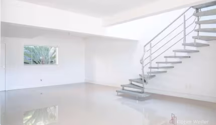 Sobrado com 3 dormitórios à venda, 176 m² por R$ 2.200.000,00 - Praia dos Amores - Balneário Camboriú/SC