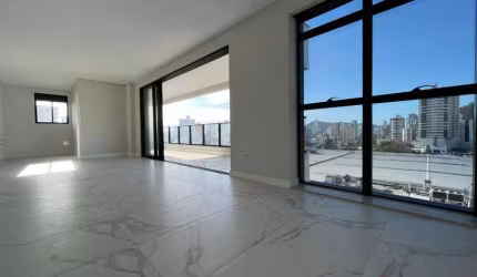 Apartamento com 3 dormitórios à venda, 118 m² por R$ 1.250.000,00 - Centro - Itajaí/SC