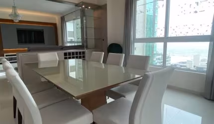 Apartamento com 4 dormitórios à venda sendo 3 suítes, 156 m² por - R$ 3.290.000,00 - Meia Praia - Itapema/SC