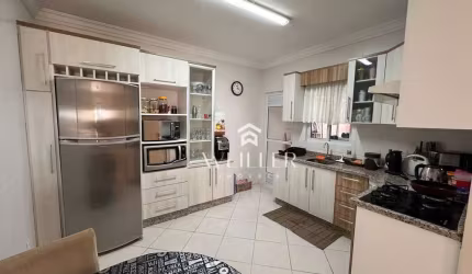 Apartamento com 3 dormitórios à venda, 145 m² por R$ 720.000,00 - São Judas - Itajaí/SC