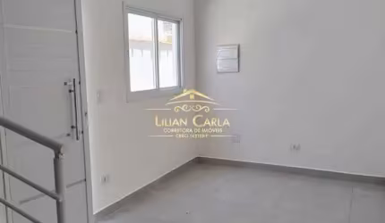 Sobrado em Condomínio à venda em Mongaguá com 2 dorm, 1 suíte, 1 vaga de garagem por R$ 295 MIL!