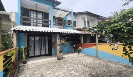 Sobrado PÉ NA AREIA para Venda no bairro BAMERINDUS,  localizado na cidade de Itapoá/SC.