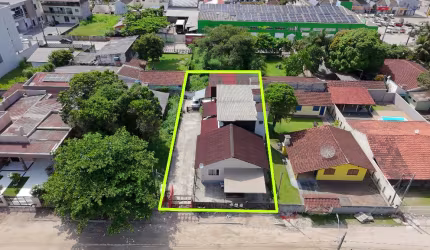 4 RESIDÊNCIAS EM 1 para Venda no bairro JARDIM PÉROLA DO ATLÂNTICO,  localizado no Coração da cidade de Itapoá / SC, região Centro.