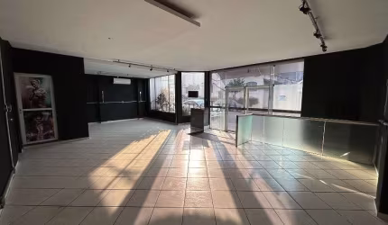 Salão para alugar, 180 m² por R$ 3.150,00/mês - Centro - Jaú/SP