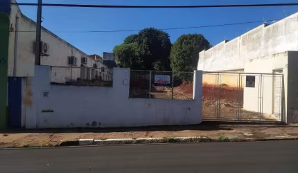 Terreno à venda, 666 m² por R$ 850.000,00 - Vila Nova - Jaú/SP