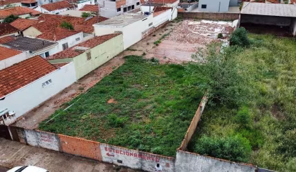 Terreno próximo ao Amaral Carvalho à venda, 1100 m² por R$ 1.000.000 - Vila Assis - Jaú/SP