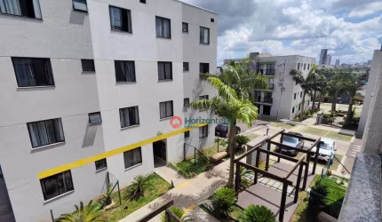 Apartamento com 2 dormitórios à venda, 53 m² por R$ 250.000,00 - Boqueirão - Guarapuava/PR