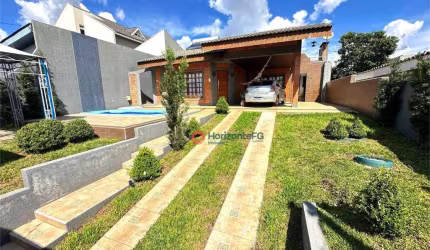Casa com 3 dormitórios à venda, 226 m² por R$ 1.250.000 - Centro - Guarapuava/PR