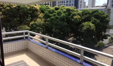 AMPLO APARTAMENTO EM BOA VIAGEM - RECIFE (PRÓXIMO COLÉGIOS SANTA MARIA E BOA VIAGEM)