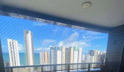 APENAS 200 METROS DO MELHOR TRECHO DA PRAIA DE BOA VIAGEM