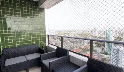 PORTEIRA FECHADA - LINDAMENTE AMBIENTADO - ANDAR ALTO