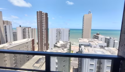 ACORDAR AO SOM DAS ONDAS E COM A BELÍSSIMA VISTA DO MAR