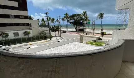 AMPLO APARTAMENTO NA AV. BOA VIAGEM - DE FRENTE