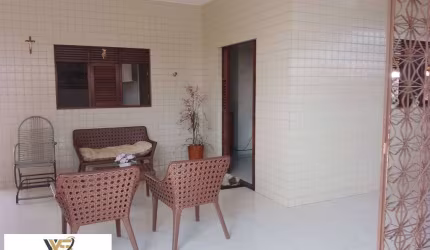 Casa Espaçosa  no Cristo Redentor próximo padaria 24hs