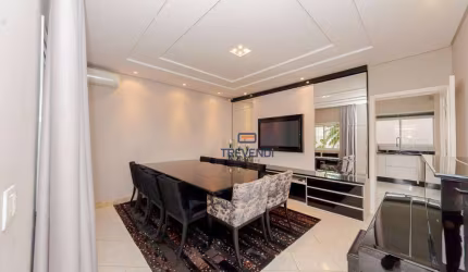Excelente sobrado triplex em Santa Felicidade