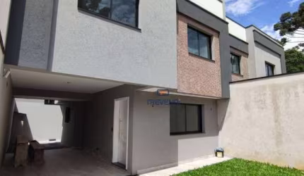 Sobrado Triplex 147m² 3 quartos sendo um deles com suite, 2 garagens coberta, quintal e demais compartimentos