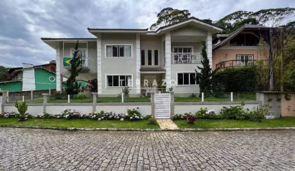 Casa em Condomínio à venda, 6 quartos, 3 suítes, 3 vagas, Comary - Teresópolis/RJ